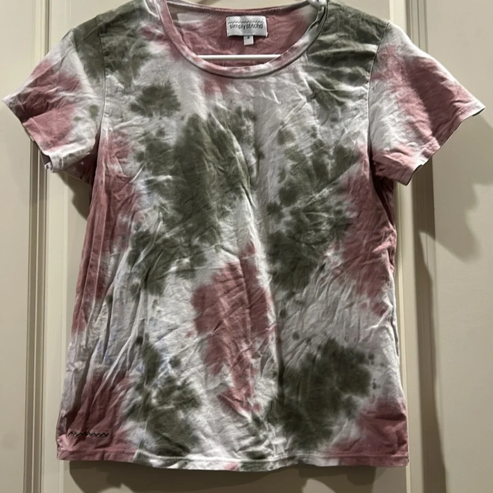 NWOT Simply Stitchd Tie-Dye T-Shirt cotton White, Pink, Olive teen girl size S